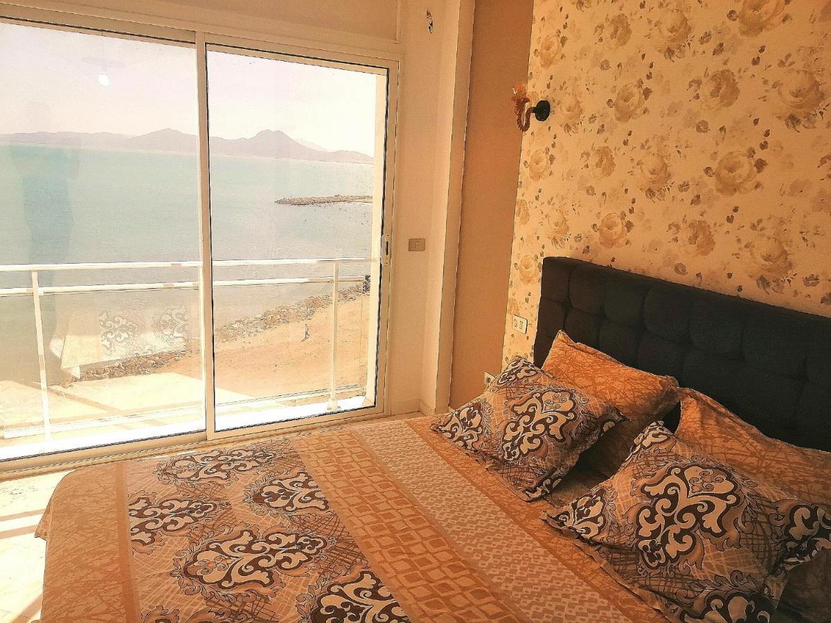 La Perle Bleue Apartment La Goulette Bagian luar foto
